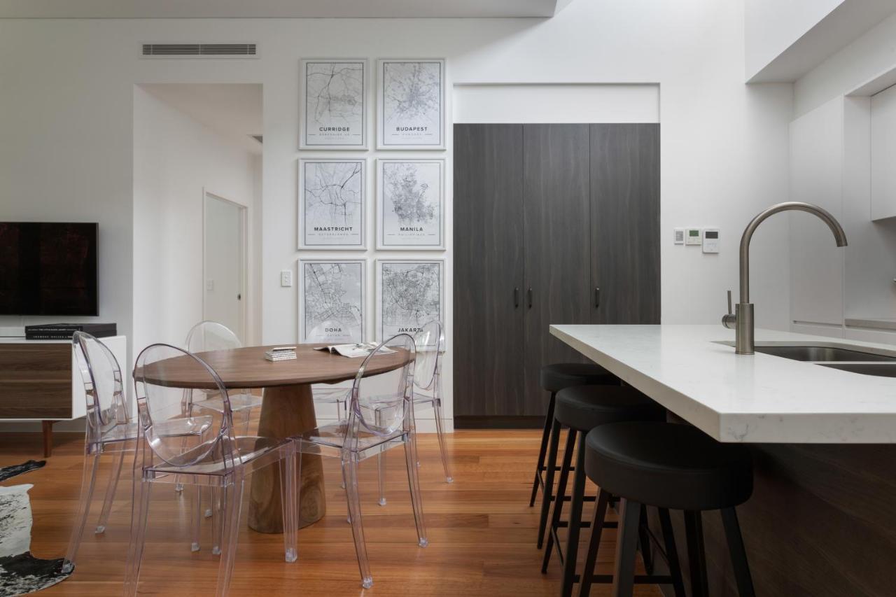 Stylish 2-Bed Apartment With Bbq Patio Near Beach Sydney Zewnętrze zdjęcie